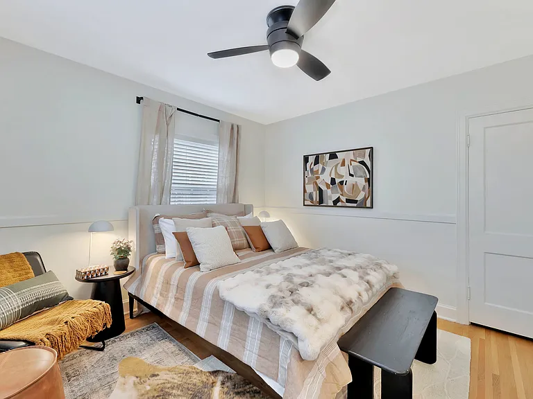 427 N Battin Ave — Photo 51
