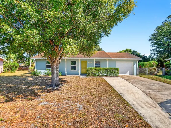 1120 Cameo Circle, West Palm Beach, FL 33417