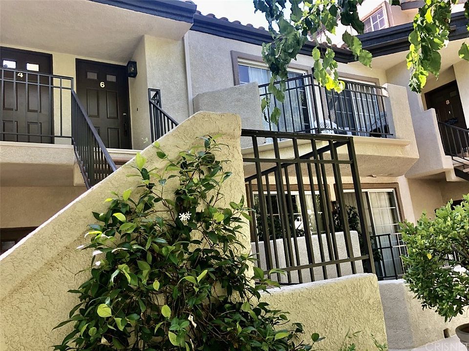 1st image of 24111 Del Monte Dr Unit 6