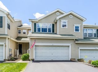 50 Rolling Hill Rd #450, Clinton, NJ 08809