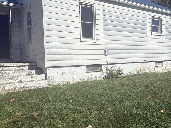 2nd image of 15095 Wood Rd