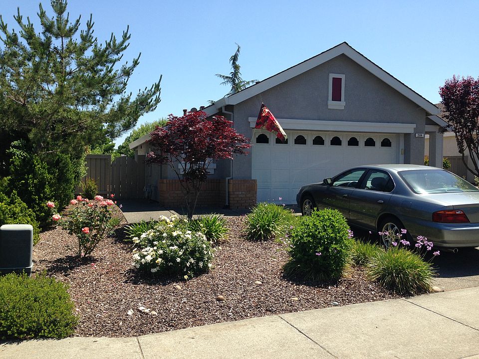 1st image of 284 Red Mountain Dr
