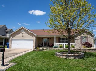 300 Glen Forest Dr, Troy, MO 63379
