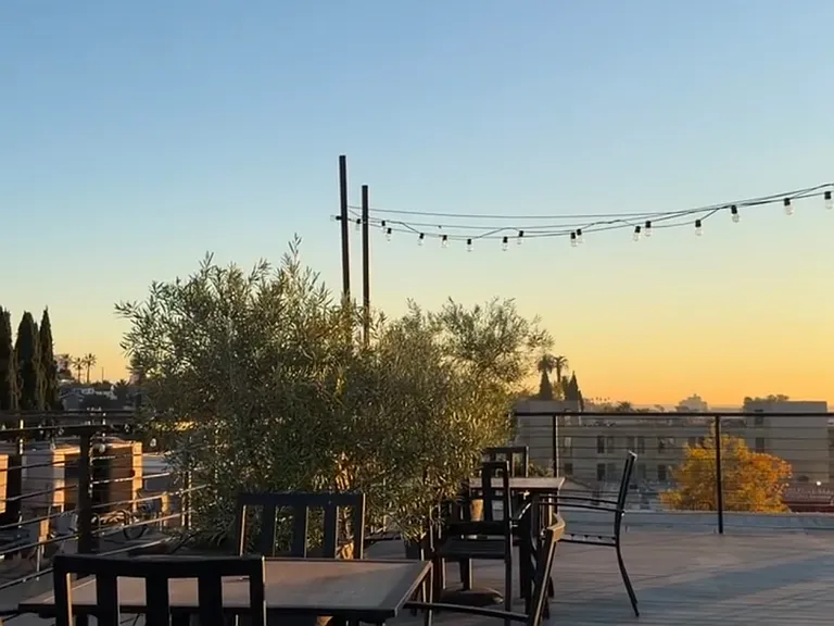 ECHO Lofts, True luxury Two Story Live/Work Townhouses — Photo 5