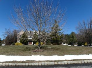 214 Navajo Ct, Morganville, NJ 07751