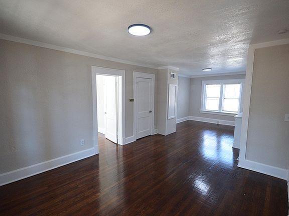 2nd image of 1610 W 37th St #2