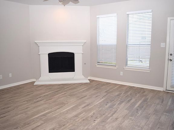 2nd image of 4669 Lance Leaf Dr