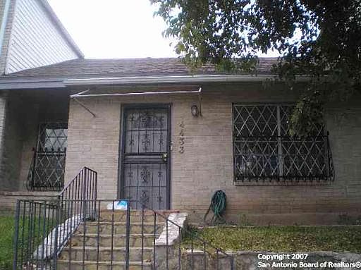 1st image of 4433 SHAKERTOWN AVE #0