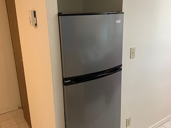 5th image of 4230 8th Ave NE #101