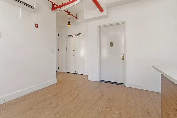 Rented by City Skyline Rentals LLC | media 6