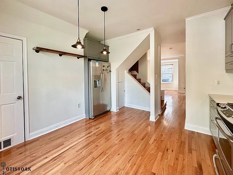 338 Elm St NW — Photo 8