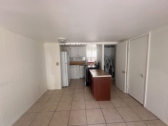 3rd image of 5110 SE 110th St
