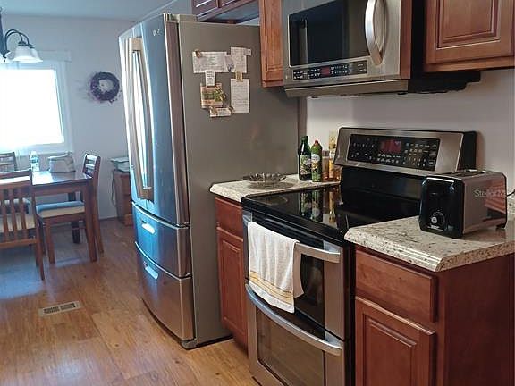 5th image of 34604 Petunia Pl