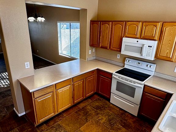5th image of 40820 N COLUMBIA Trail