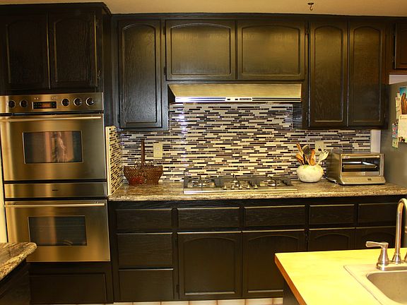 3rd image of 7740 Doneva Ave