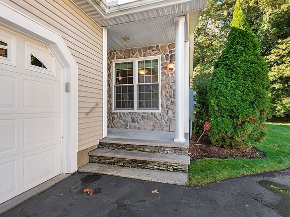 2nd image of 79 Clipper Way #79