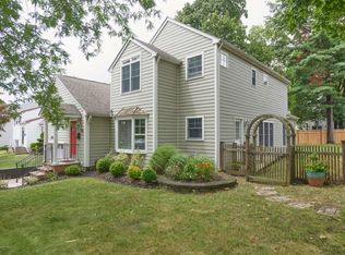 88 Wilson Cir E, Red Bank, NJ 07701