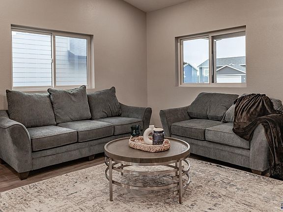 5th image of 6799 Abelia St