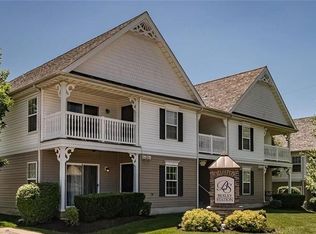 9728 Crayford Rd APT B, Saint Louis, MO 63123