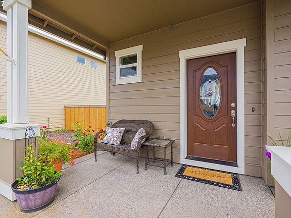 4th image of 12900 NE 118th St