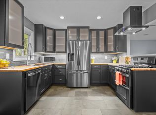 3906 France Pl, Brooklyn Center, MN 55429