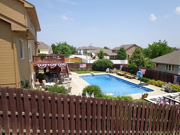 great yard for entertaining