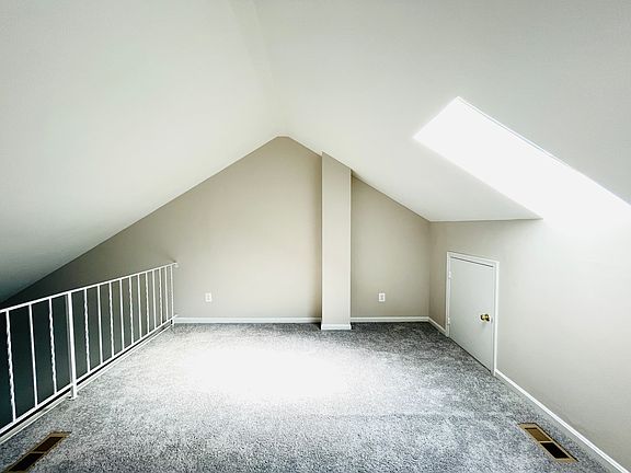 4th image of 9516 Dunbrook Ct Room 1