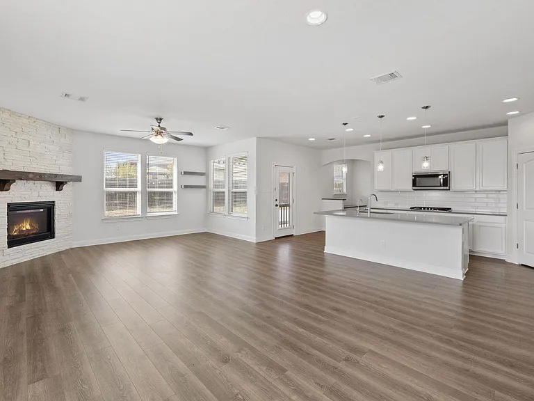 138 Fern Dr — Photo 14