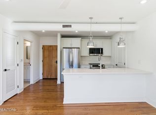 2724 E Magnolia Ave #205, Knoxville, TN 37914