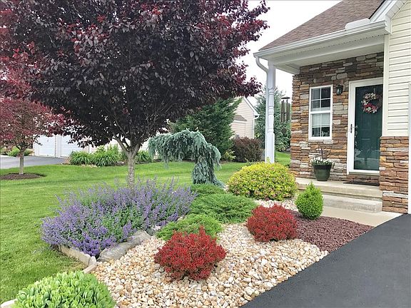 2nd image of 664 1/2 Walker Dr