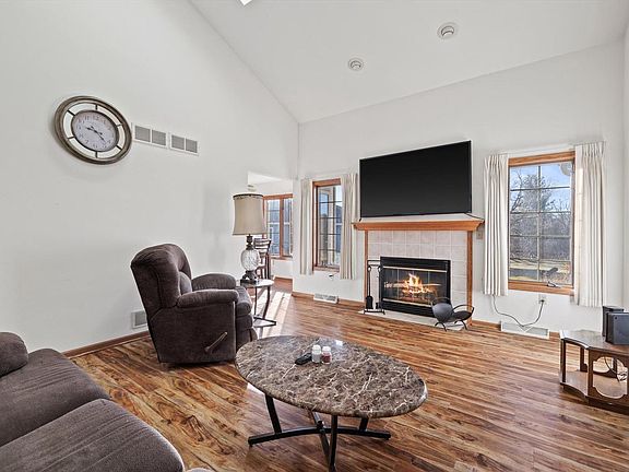 3rd image of 4731 Kingdom COURT