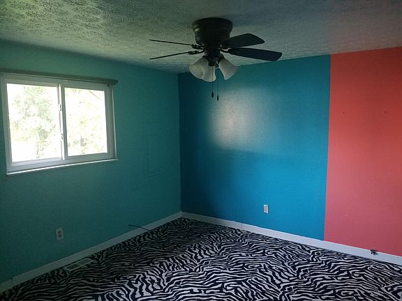 4th image of 128 Hodge St