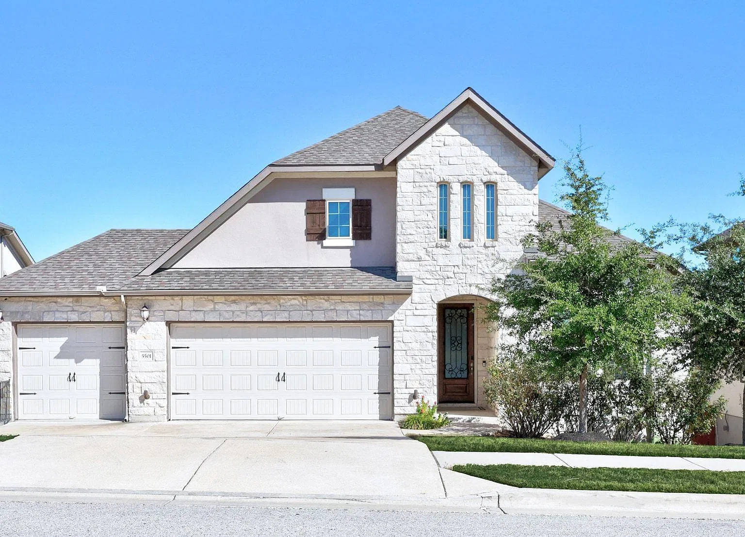 4 bed, 3.0 bath, 2256 sqft, $3,500 — Photo 1