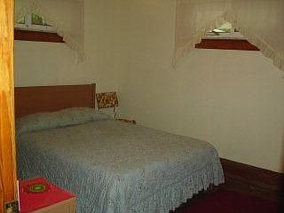 bedroom1