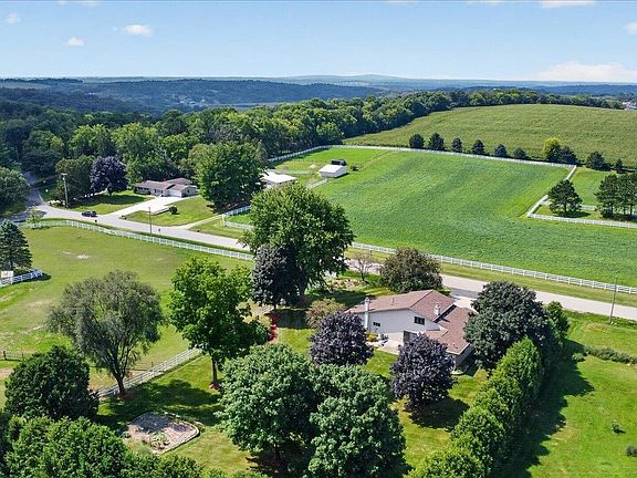 4th image of 4956 Enchanted Valley Rd