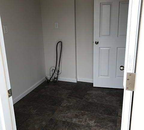 5th image of 38 Prairie Hill Dr