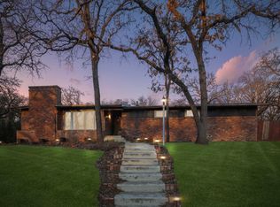 1701 Vinewood St, Fort Worth, TX 76112