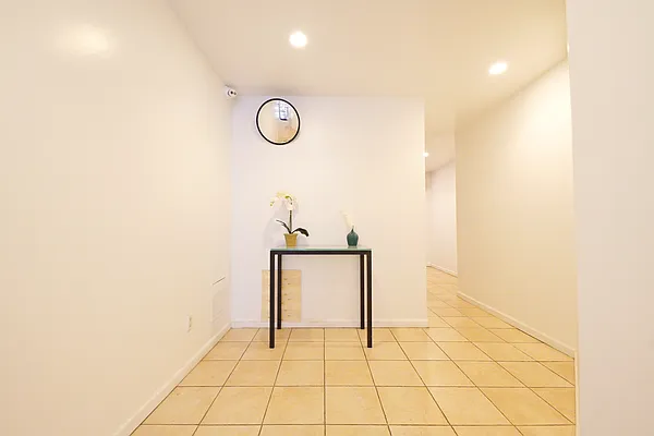 Rented by Superstar Real Estate LLC | media 3