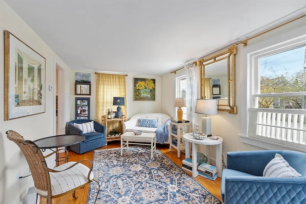 1 bed, 1.0 bath, 546 sqft, $2,300 — Photo 2