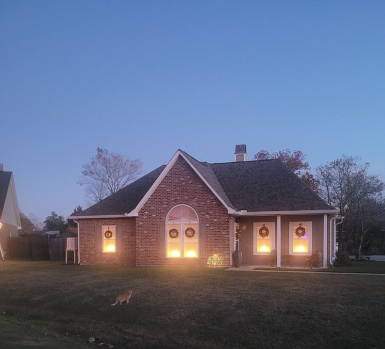 1st image of 32552 Magnolia Ct