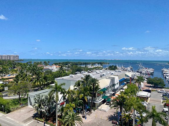 3rd image of 2575 S Bayshore Dr APT 9A