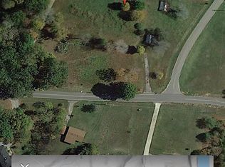 2801 Chapel Hill Rd, Clarksville, TN 37040