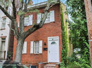 258 Clay St, Trenton, NJ 08611