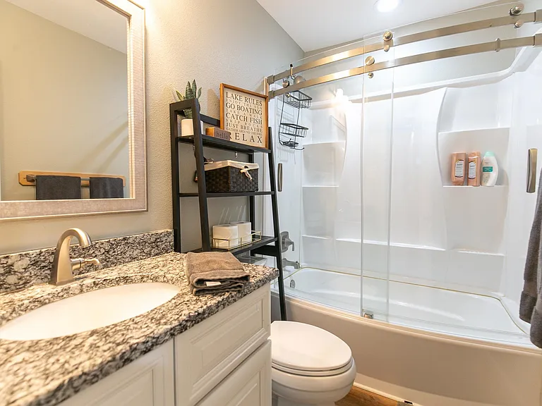 104 Cove E #103 — Photo 6