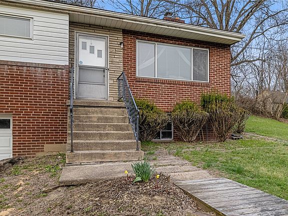 5th image of 1209 Airedale Dr