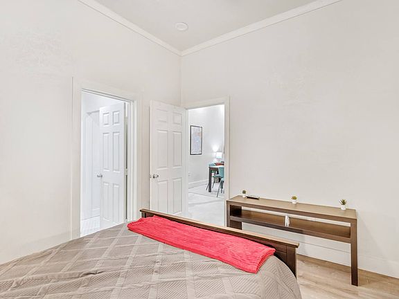 3rd image of 1407 Leal St #4