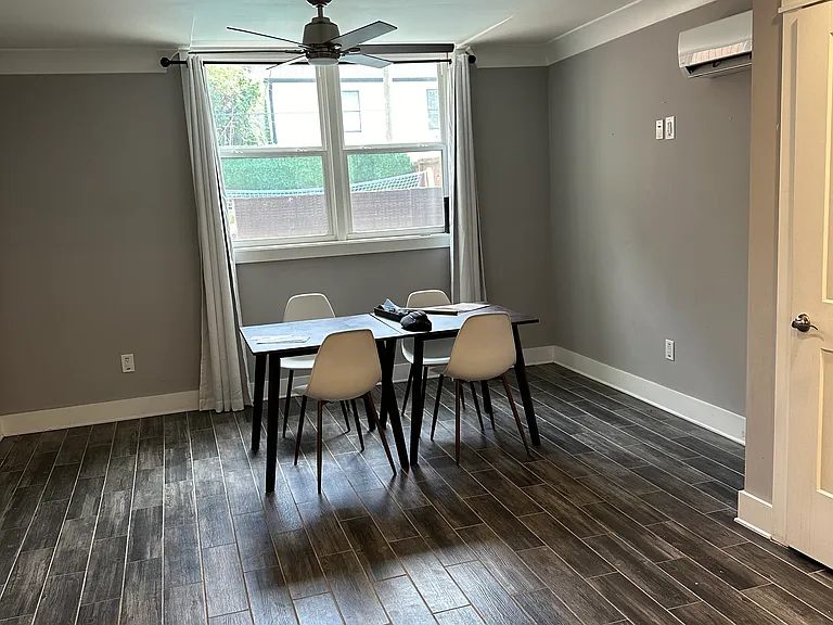 1019 Paris Ave #B — Photo 5