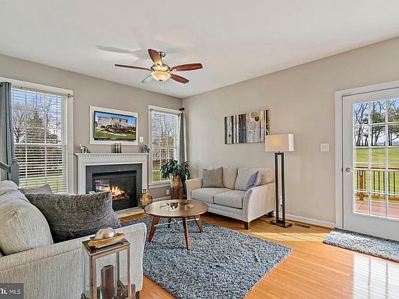 4th image of 14080 Dutch Dr