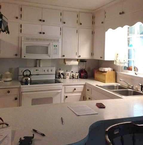 2nd image of 3965 Shannon Dr