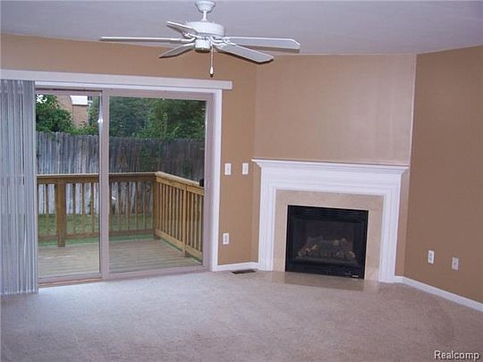 4th image of 7180 Lavender Ln #1